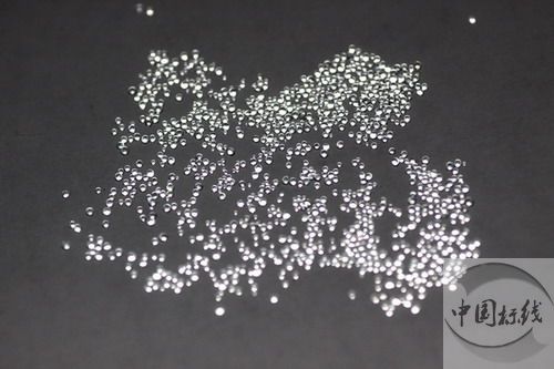 平桂金属表面处理厂喷砂玻璃微珠清理